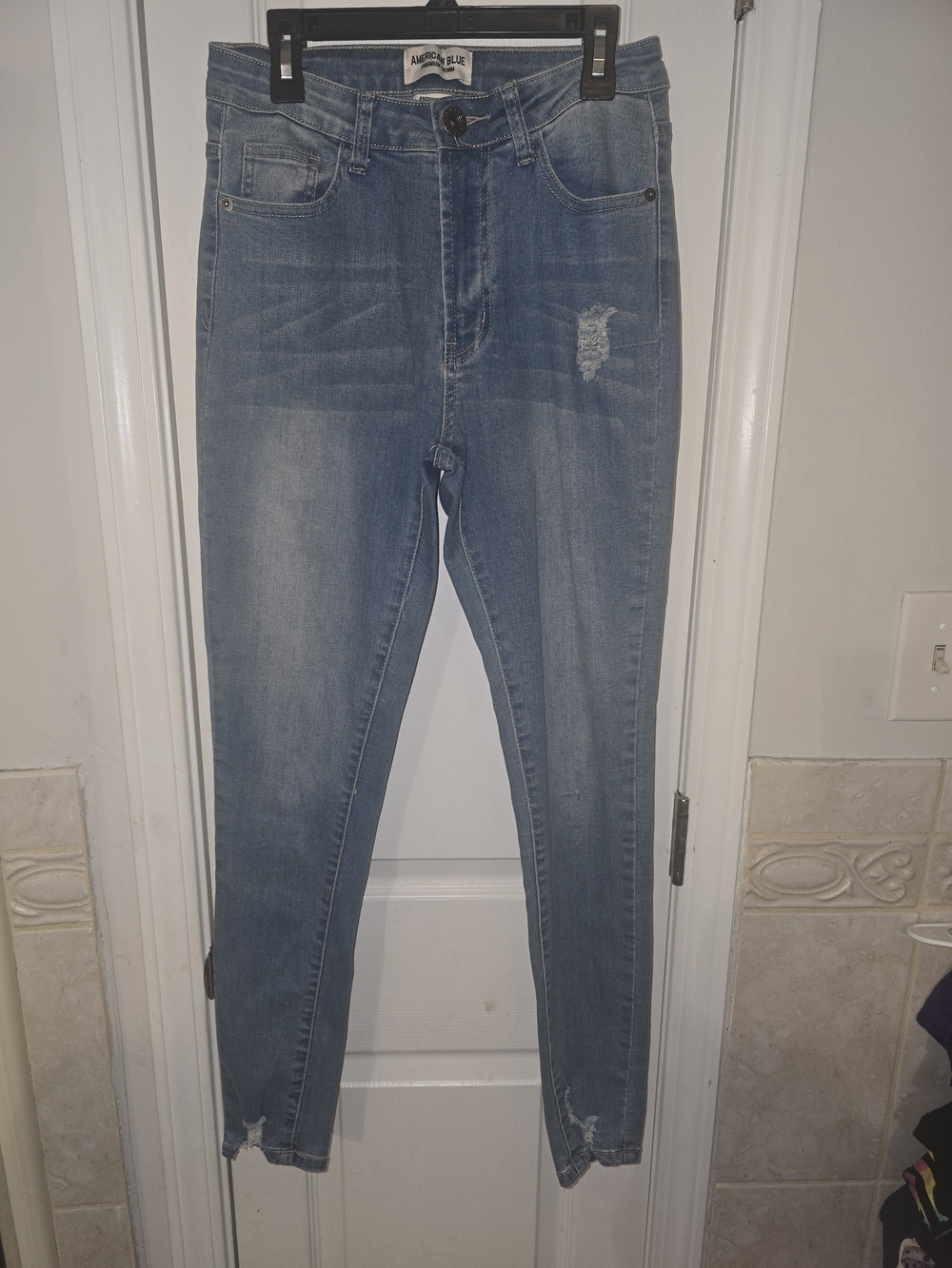 American Blue Women’s Light Blue High-Rise Skinny Jeans